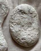 Soft Weight – abstract tweeluik in reliëf (gelaagd en aards wandobject)